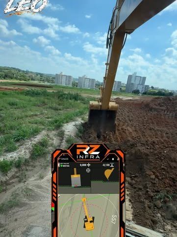 Abertura de vala com escavadeira guiada pelo sistema 3D