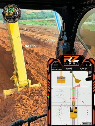 Tela do sistema 3D na cabine da escavadeira, com o modelo do projeto